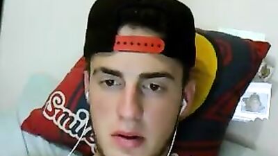 Gay Porn Storytelling: Amateur Cum Shots and Handjobs