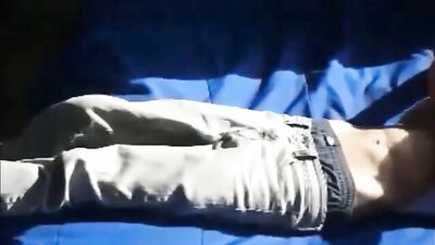 Mommys Boy Caught Red-Handed: Amateur Cum Shots Solo