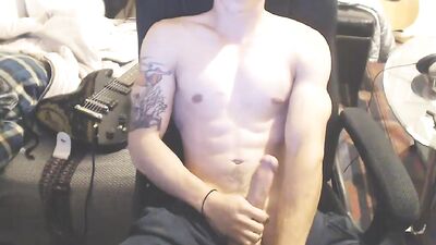 Horny Guitarist Seeks Cum Drenched Handjobs - He Loves Guitars