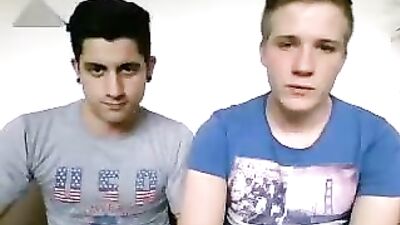 Young USA: Amateur Blond Boys Handjob!