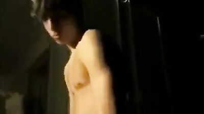 Young & Drunk Amateurs: The Hottest Party Hook-Ups!