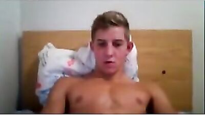 Gay Muscle Boys Cam Swimmers Jerk Off and Cum on Abs!