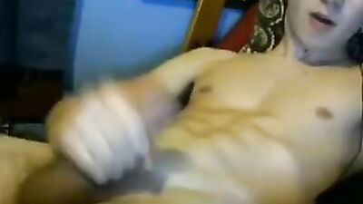 Spitting out cum: Amateur Cum Shots Solo!