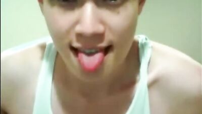 Quick One Web-Cam Solo: A Quick Encounter!