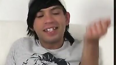 Little sissy twink loves rough sex: Hardcore action!