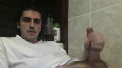 Experience the Ultimate Self-Cumming Twink Dream!