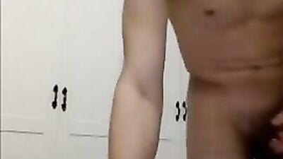 Big Cocks Cum on Cam - The Ultimate Amateur Web-Cam Showdown