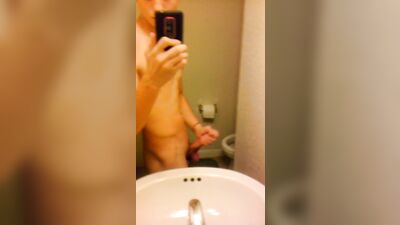 Gay Porn Boi in Mirror XXX