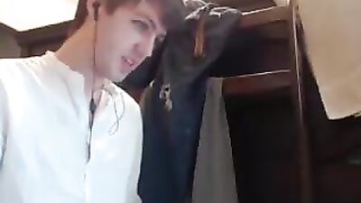 Jerking off Skinny White Boy - Big Cocks Amateur Web-Cam Action
