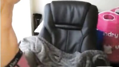 Prolapsed Muscle Boy Web-Cam Straight Short Film Solo: The Ultimate Gay Porn Experience!