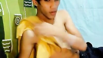 Young Thai Delight - An Amateur Asian Handjob Experience!