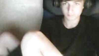 Real Web-Cam Boy Dick Show - The Ultimate Thrill