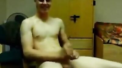 College Cutie Jacking Off: Exploring Hand Jobs and Cum Shots with Blond Boys!