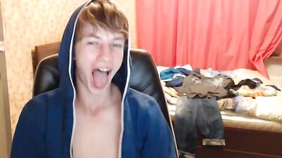 Gay Porn - Nice Smile Amateurs: Blond Boys Solo