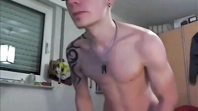 Silky Squirts - The Amateur Cum Shots Solo Masterpiece!