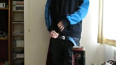 Web Cam Cum Shots: After School Exposure!