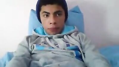 Friendly Kisses: Amateur Cum Shots and Handjobs