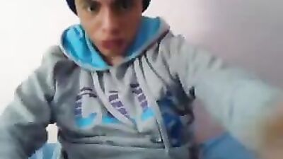 Friendly Kisses: Amateur Cum Shots and Handjobs