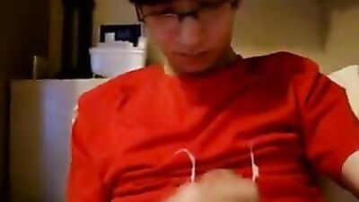 Cumming with Cute Asian Boy! Amateur Cum Shots!
