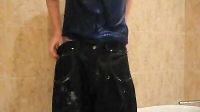 Web-Cam Solo Showdown - Shower Wank 2: Steamy Upgrade!