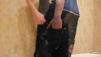 Web-Cam Solo Showdown - Shower Wank 2: Steamy Upgrade!