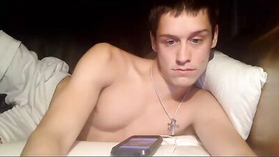 Beautiful Blue Eyes Amateur Solo Handjob: One-of-a-kind Experience