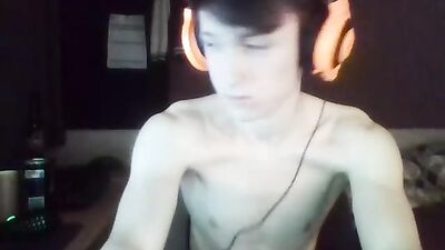 Delicious Masturbation: Amateur Handjob Cumshots!