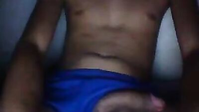 Affectionate Pride! An Amateur Cum Shots Handjob Experience