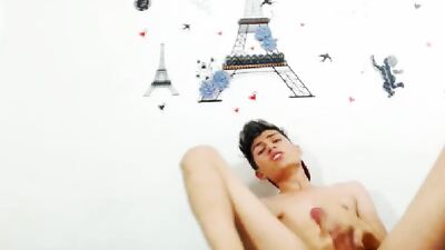 Enjoying by Cam: Amateur Cum Shots & Handjobs