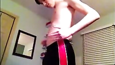 Groove with Jiggle Belly, the Ultimate Web-Cam Gay Porn Experience!