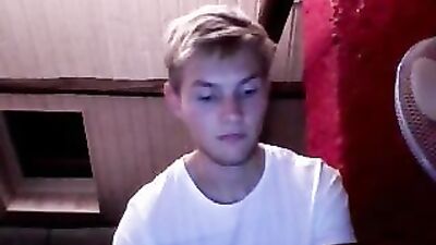 Gay Porn Action Amateur Blond Boys: Guapo Rubio Exposing Himself On Cam