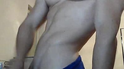 Much Muscle Cumshots Handjobs - The Amateur Way