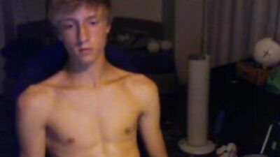 Blond Boys Cum Shots: Amateur Gay Porn Video!