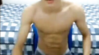 Latino Cutie Cums on Cam: The Ultimate Handjob Experience!