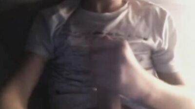 Blond boy wank and cum gay porn Kong tube