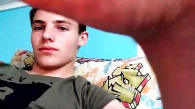 BOY WANKING GAY TUBE CAM PORN