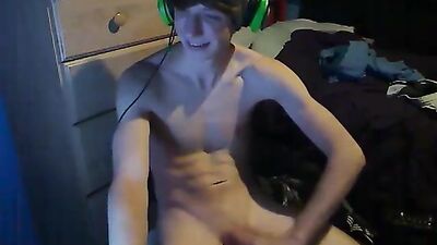 Cuteboy solo handjob