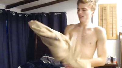 Blonde Twink Jerks Off In Shower