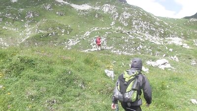 Am Gipfel * En la cumbre - Schwuler Kurzfilm