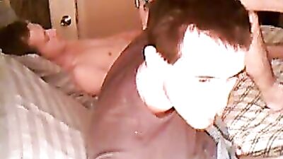 Let the Mobile Go Into Action - Amateur Cum Shots