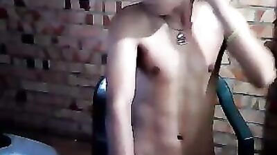 Handsome Guy Solo Handjob: The Ultimate Gay Porn Experience!