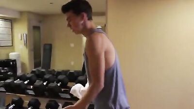 Gym Fitness Guide with Taylor Caniff - Gay Porn Video