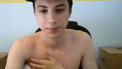Young stud masturbates for your pleasure!