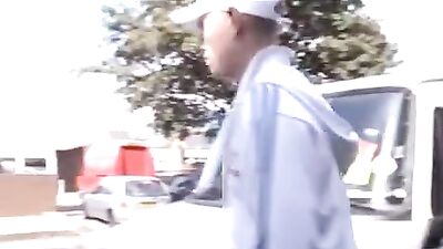 Boyz in Handjob Action Scene!