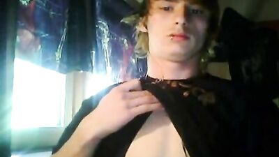 Ginger Twink Fires His Cock!