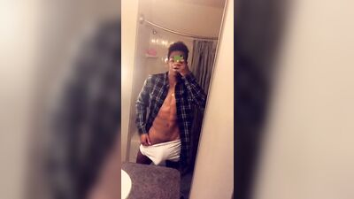 Big Cock Revenge: Web-Cam Solo Big Cocks Unleashed