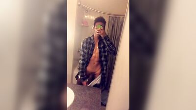 Big Cock Revenge: Web-Cam Solo Big Cocks Unleashed