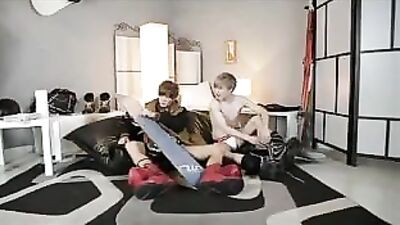 GayPorn.com - Snow Boarders XXX Action Bareback Experience the wildest snowboarding adventure with hot hunks in this exclusive gay porn video from GayPorn.com!