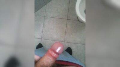 Hand-Job Hunters: Skype Me For A Chance To Be My Boyfriend!