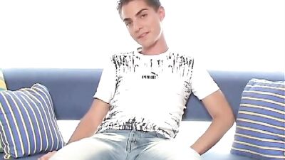 Hungarian Muscle Boy Cumshot - A Hardcore Cam Interview!